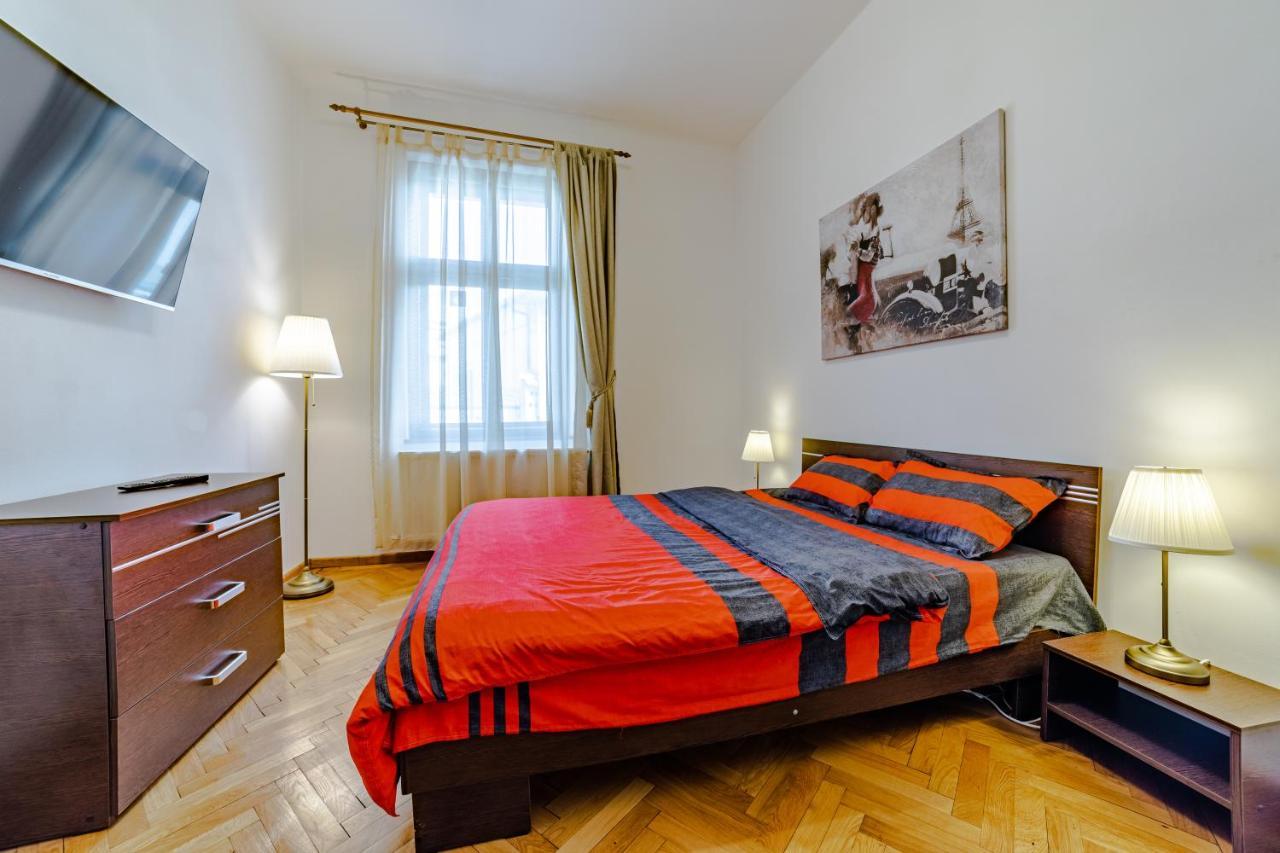 Old Lux Apartament